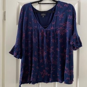 Lucky Brand 2X Navy Pink floaty gorgeous top